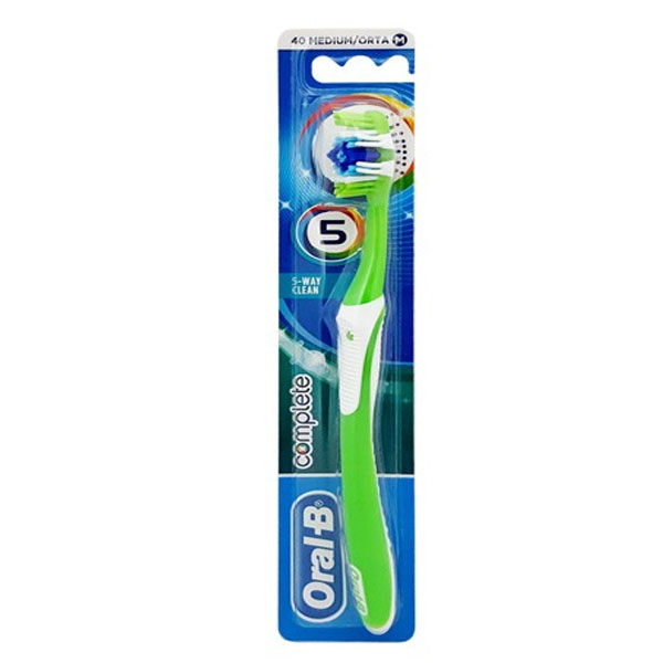 Oral B Complete 5 Way Clean Medium Manual Toothbrush | Nextbuy.ae