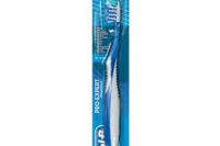 Oral B Pro Expert All in One Soft manual toothbrush
